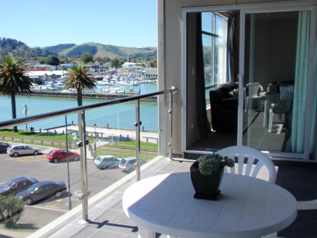 Marina View Apartments Gisborne Dış mekan fotoğraf